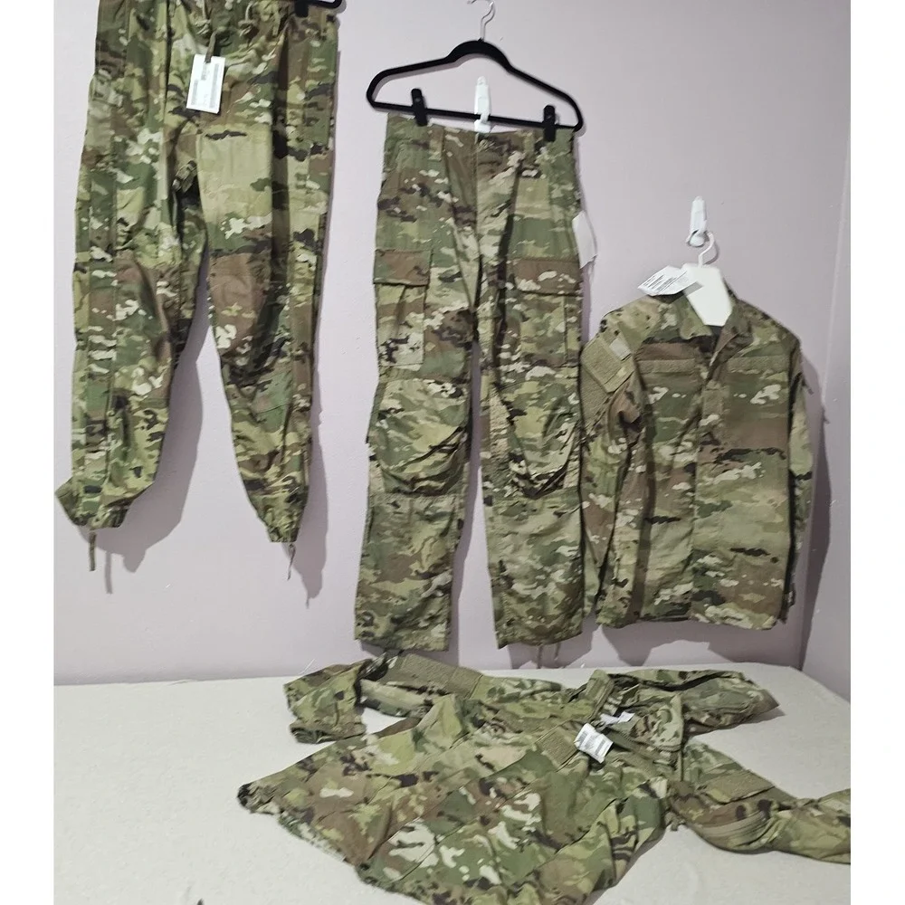 Lot of 4 SM Reg NWT USGI ECWCS Gen III Level 5 OCP Multicam 2x Jacket & 2x Pants